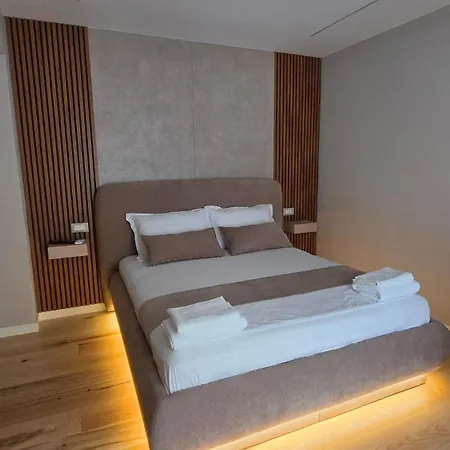 For Daily Rent In The Center Of Apartment